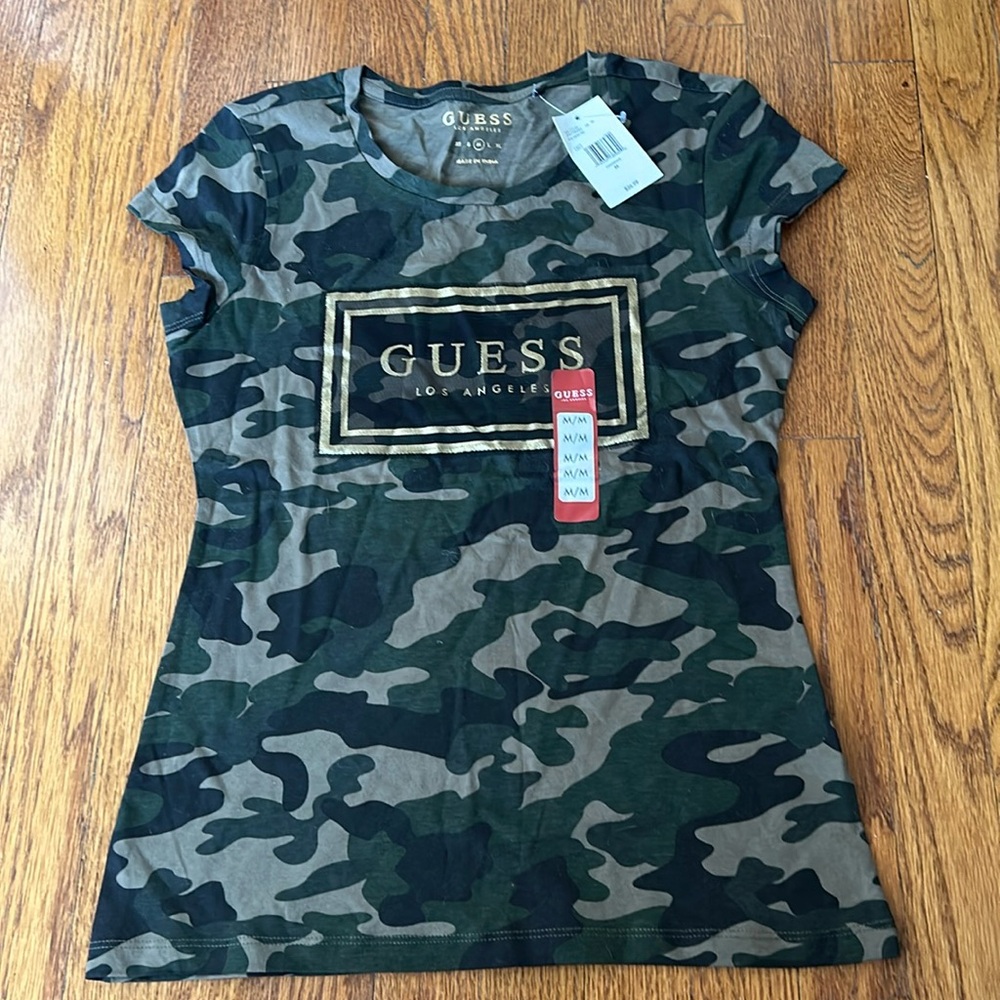 Brand new army guess tee